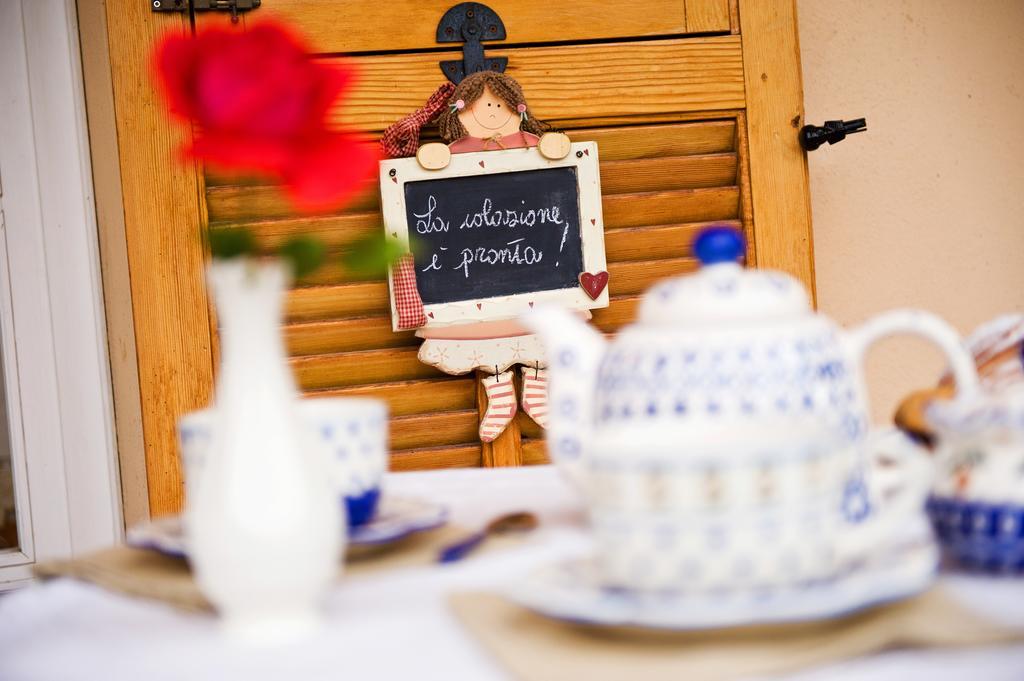 L'Albero Della Vita Bed and Breakfast Ceriale Εξωτερικό φωτογραφία